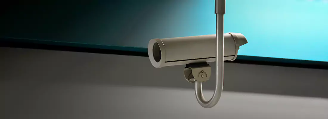 Smart Wireless CCTV Cameras for Remote Monitoring in Ives Estates, FL